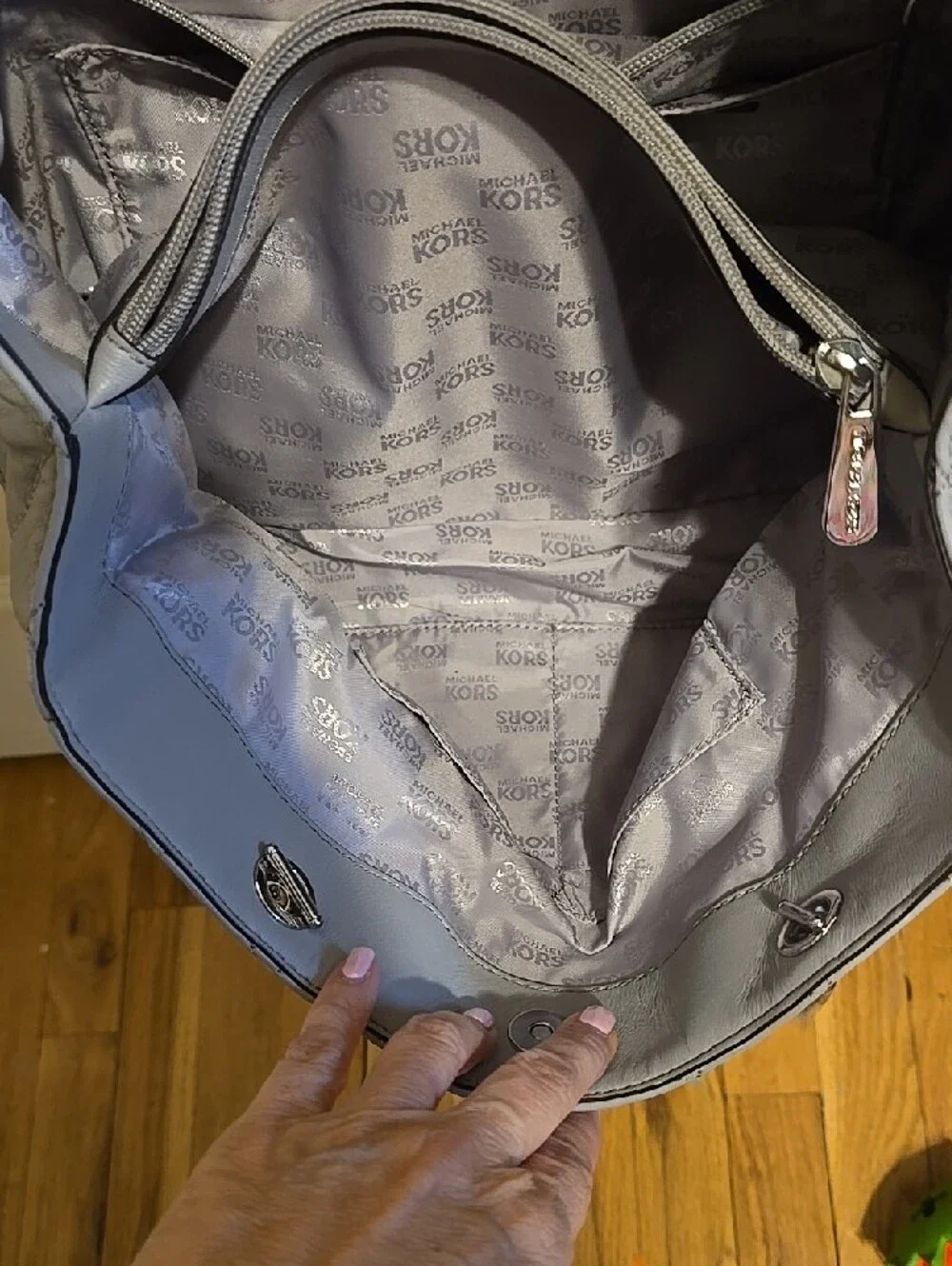 Michael Kors Quilted Shoulder Bag in Light Gray with Silver Chain